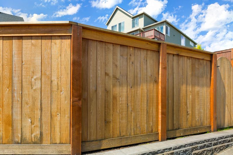 Cedar Fence Sealing in Kansas City, KS